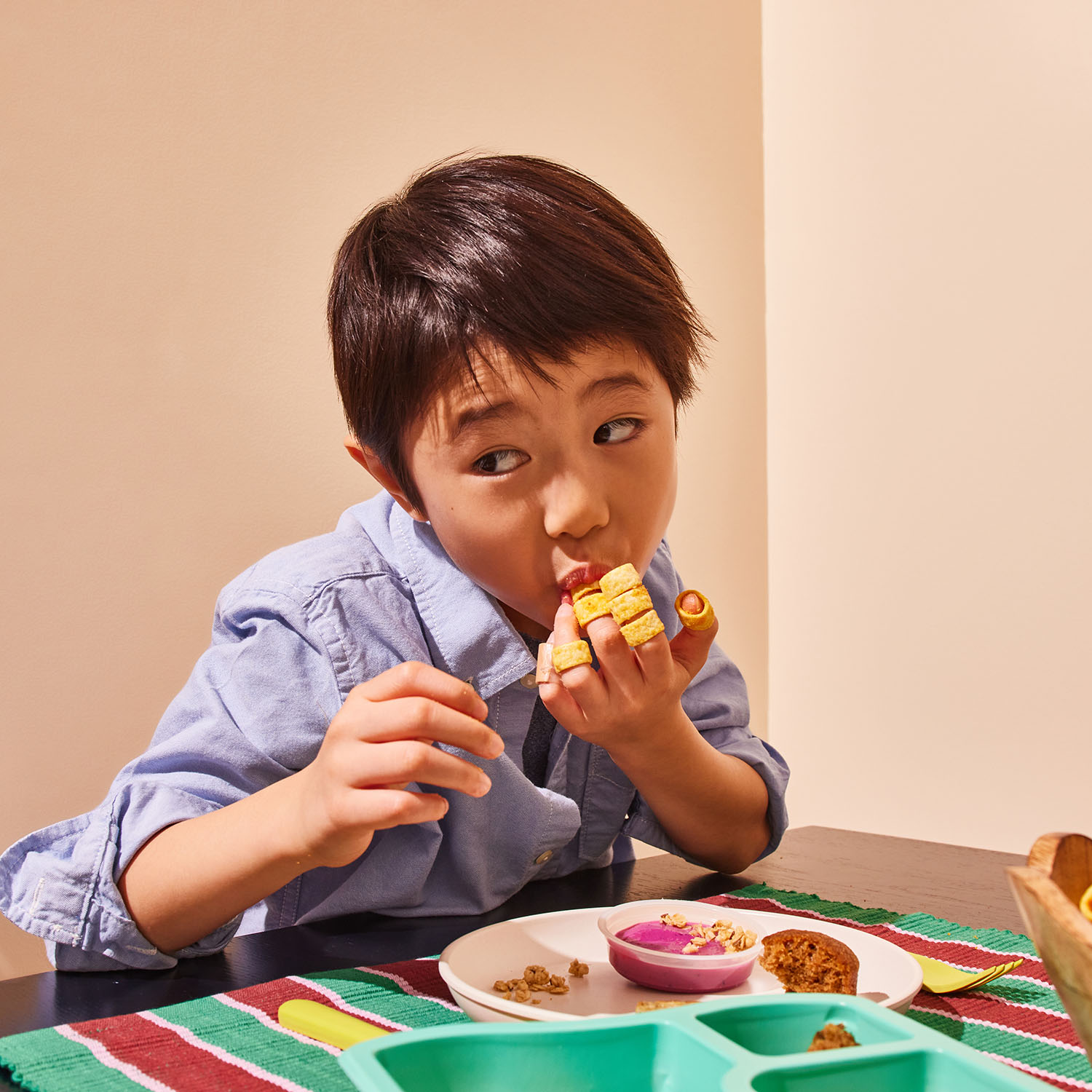pancake-party-veggie-loops-sliderimage3-20240904181106